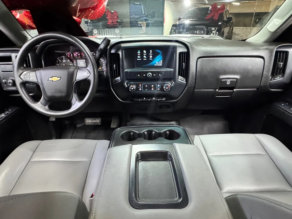 D_NQ_NP_2X_640635-MLM83326884996_042025-F-chevrolet-silverado-43-2500-cab-ext-ls-v6-4x2-at