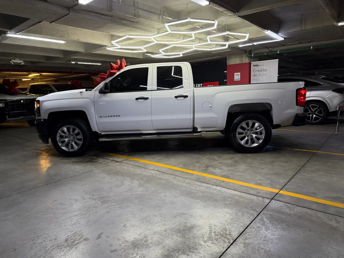 D_NQ_NP_2X_729235-MLM83618084441_042025-F-chevrolet-silverado-43-2500-cab-ext-ls-v6-4x2-at