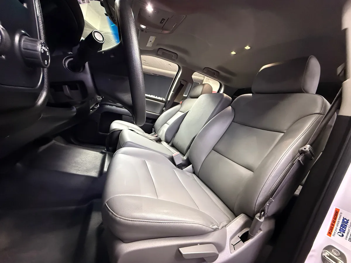 D_NQ_NP_2X_797094-MLM83326667900_042025-F-chevrolet-silverado-43-2500-cab-ext-ls-v6-4x2-at